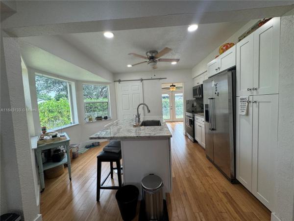 Sunshine Manor, 2557 Fletcher St, Hollywood, Florida 33020, image 1