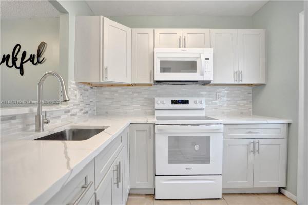 Vine Gardens, 3401 NW 47th Ave #412, Lauderdale Lakes, Florida 33319, image 1