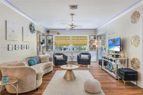 Suburbanite Square, 3700 Harrison St #11A, Hollywood, Florida 33021, image 1