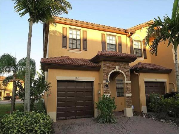Umbria At The Vineyards, 387 NE 37th Ter, Homestead, Florida 33033, image 1