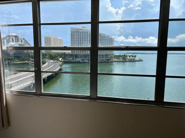 The Four Ambassadors, 801 Brickell Bay Dr #669, Miami, Florida 33131, image 3