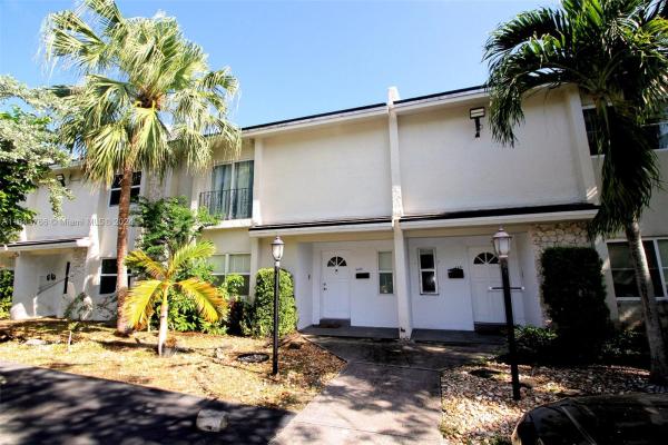 Rittenhouse Square, 6215 SW 78th St #2C, South Miami, Florida 33143, image 1