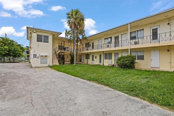 Prestige, 71 NW 76th St #6, Miami, Florida 33150, image 1