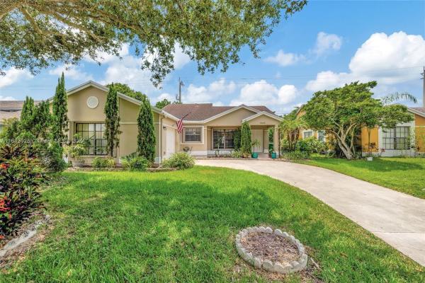 Isles Of Tamarac, 10026 NW 70th St, Tamarac, Florida 33321, image 1