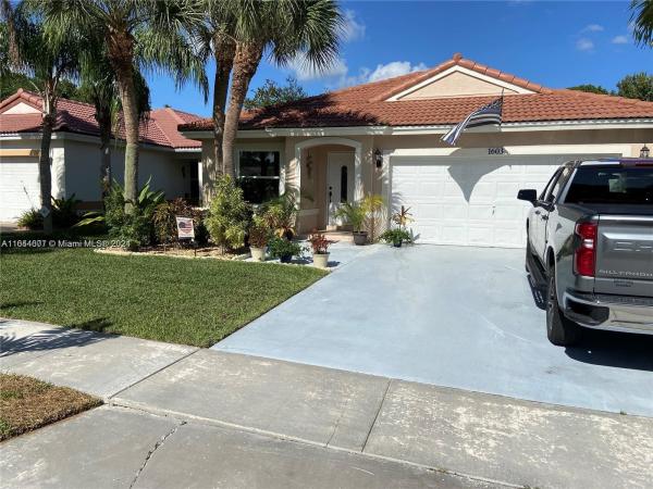 Hidden Lake, Pembroke Pines, Florida 33029, image 1