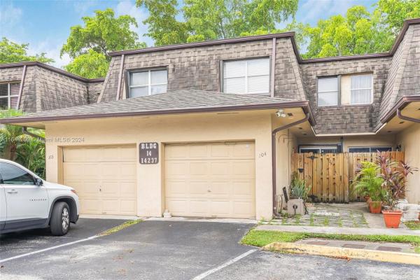 Camelot, 14237 SW 94th Cir Ln #104, The Hammocks, Florida 33186, image 1