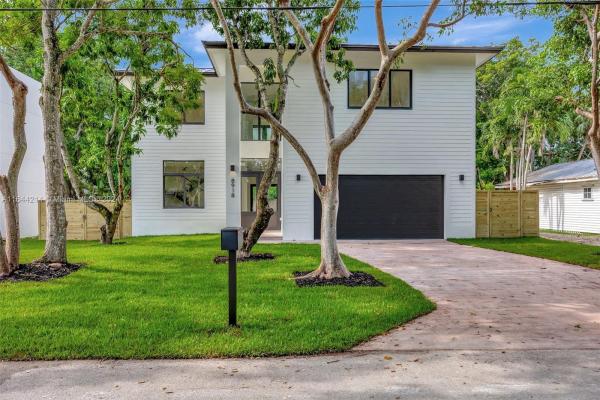 Coral Reef Homesites, 8918 SW 157th St, Palmetto Bay, Florida 33157, image 1