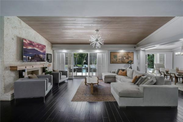 Hallmark Heights Estates, 12031 SW 68th Ct, Pinecrest, Florida 33156, image 1