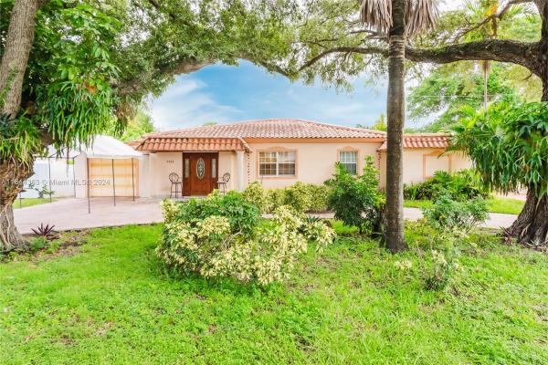 Central Miami, 7425 SW 34th St, Coral Terrace, Florida 33155, image 1