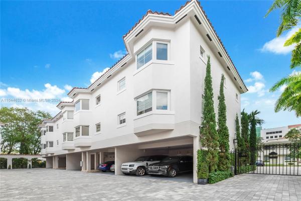Villa Toscana, 261 Navarre Ave #B-1, Coral Gables, Florida 33134, image 1