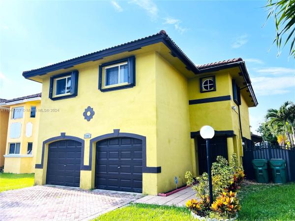 Laguna Ponds, 14052 SW 167th Ter, Richmond West, Florida 33177, image 3