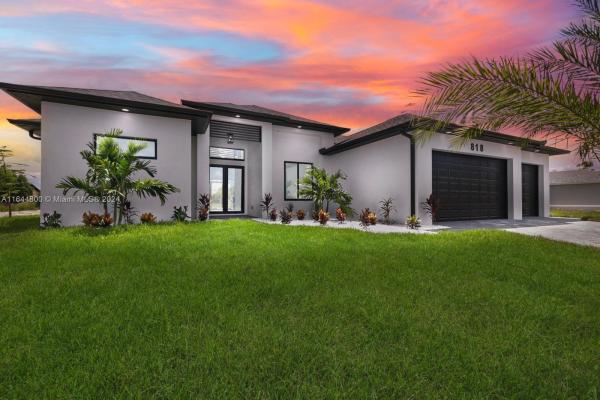 Cape Coral Residential, 818 SW 31st Ter, Cape Coral, Florida 33993, image 2