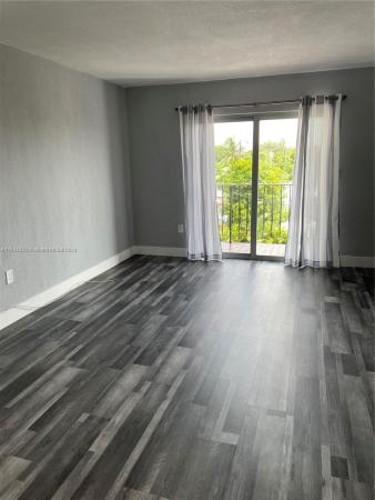3075 NW 7th St #302, Miami, Florida 33125, image 1