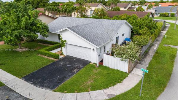 Lindgren East, 11044 SW 127th Ct, The Crossings, Florida 33186, image 3