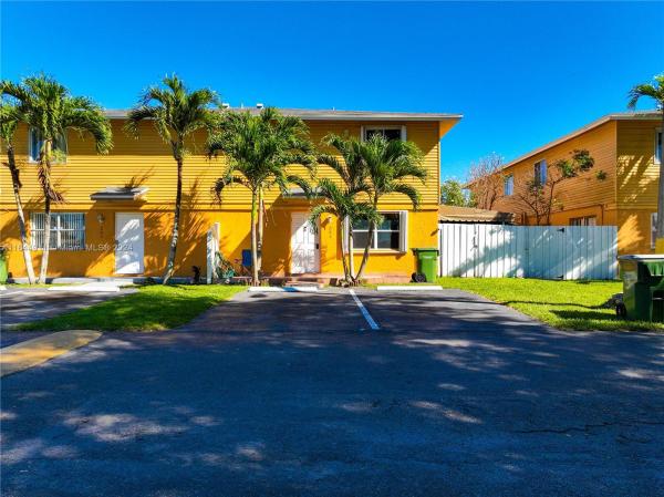 Seagrape Village, 203 NE 12th Ave #203, Homestead, Florida 33030, image 1