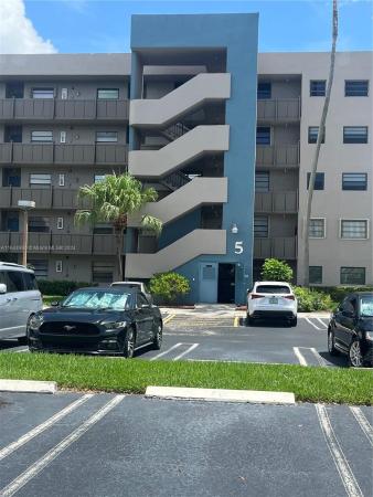 Colony Point, 1001 Colony Point Cir #419, Pembroke Pines, Florida 33026, image 1