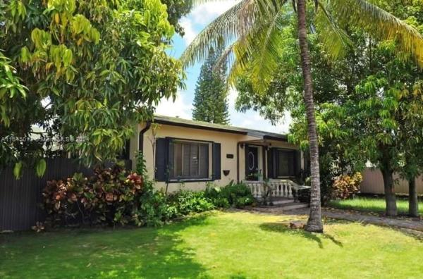 Empire, 890 E 23rd St, Hialeah, Florida 33013, image 1