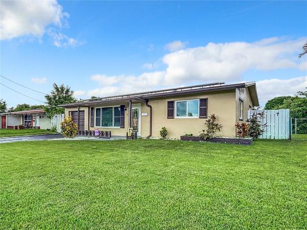 Sunrise Golf Village, 6921 NW 25th Ct, Sunrise, Florida 33313, image 3
