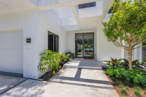 5051 SW 77th St, Unincorporated Dade County, Florida 33143, image 3