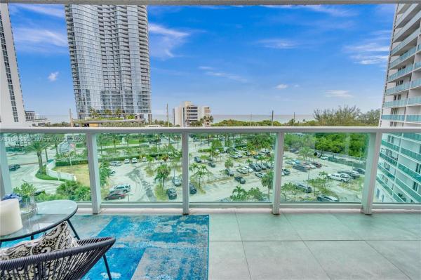 Arlen House East, 100 Bayview Dr #709, Sunny Isles Beach, Florida 33160, image 1