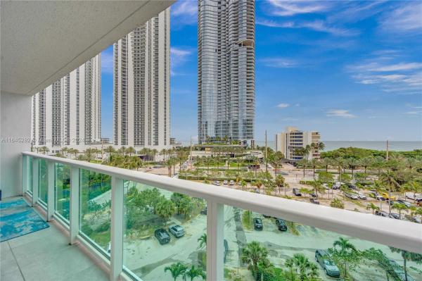 Arlen House East, 100 Bayview Dr #709, Sunny Isles Beach, Florida 33160, image 3