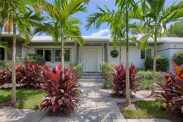Di Lido Island, 621 W Dilido Dr, Miami Beach, Florida 33139, image 1
