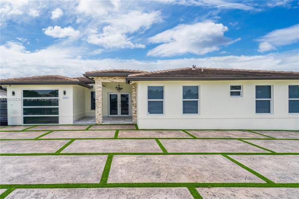 Glendolyn, 18000 SW 110th Ave, West Perrine, Florida 33157, image 1