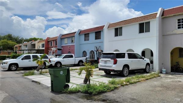 Palm Springs Villas, 7100 W 2nd Ln #7100, Hialeah, Florida 33014, image 1