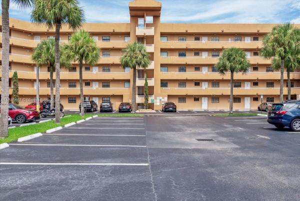 Celebrity Point, 15969 NW 64th Ave #402, Miami Lakes, Florida 33014, image 1
