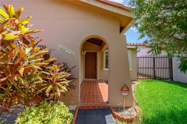 13712 SW 14th St, Unincorporated Dade County, Florida 33184, image 3