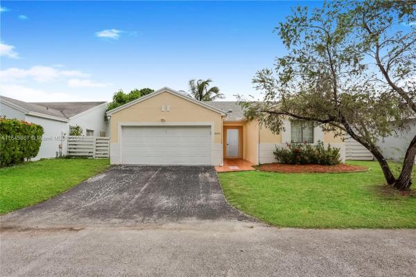 Lakeside At Country Walk, 14551 SW 145th Ln, Country Walk, Florida 33186, image 1
