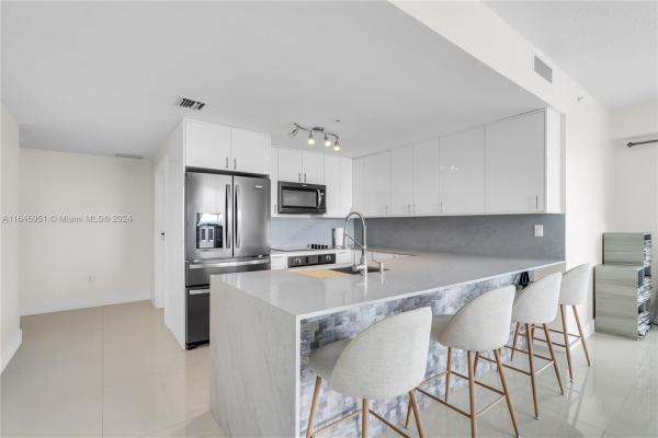 Quantum On The Bay, 1900 N Bayshore Dr #3611, Miami, Florida 33132, image 1