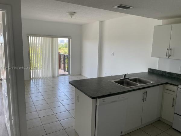 Emerald Plaza On Coral Way, 3410 Coral Way #607, Miami, Florida 33145, image 1