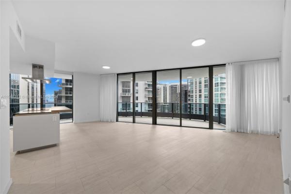 Brickell Flatiron, 1000 Brickell Plz #2801, Miami, Florida 33131, image 1