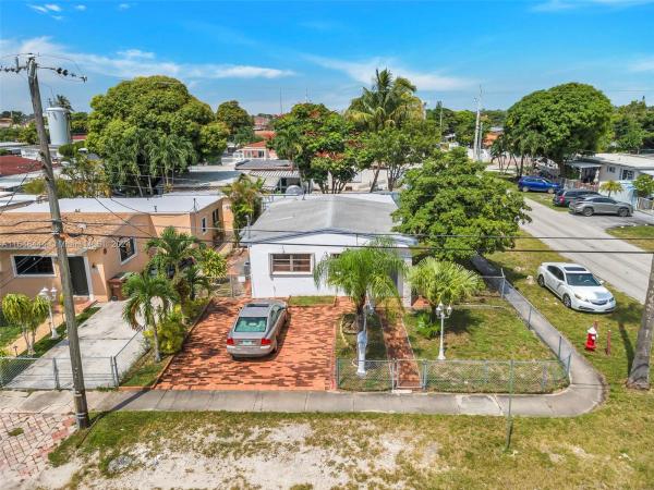 Ingleside Park, 4296 E 9th Ln, Hialeah, Florida 33013, image 1