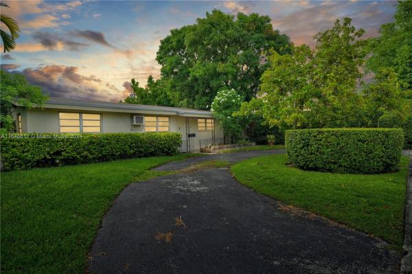 Coral Glade Heights, 3310 SW 92nd Ct, Westchester, Florida 33165, image 1