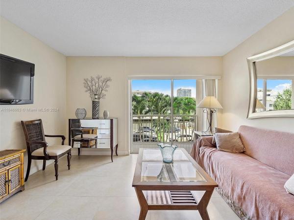 Coastal Towers, 400 Kings Point Dr #229, Sunny Isles Beach, Florida 33160, image 1