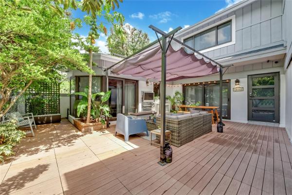 The Townhomes Of Doral Oaks, 10102 NW 52nd Ter #10102, Doral, Florida 33178, image 1