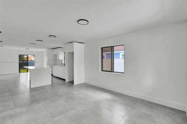 Biscayne River Gardens, 2400 NW 153rd St, Miami Gardens, Florida 33054, image 2