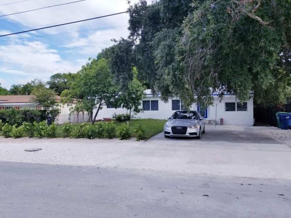Arch Creeks Estates, 1500 NE 148th St, North Miami, Florida 33161, image 1