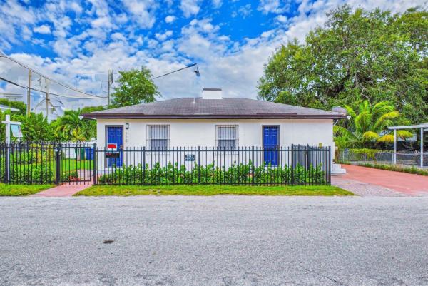 Cottage Villa, 170 NW 64th St, Miami, Florida 33150, image 1