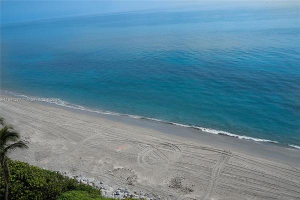Tequesta Towers, 400 Beach Rd #802, Tequesta, Florida 33469, image 1