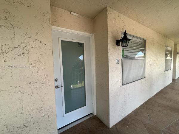 Martinique Village, 4502 Martinique Way #E4, Coconut Creek, Florida 33066, image 1