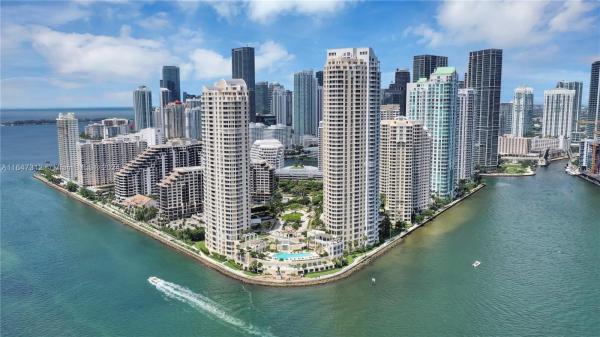 Three Tequesta Point, 848 Brickell Key Dr #4003, Miami, Florida 33131, image 1