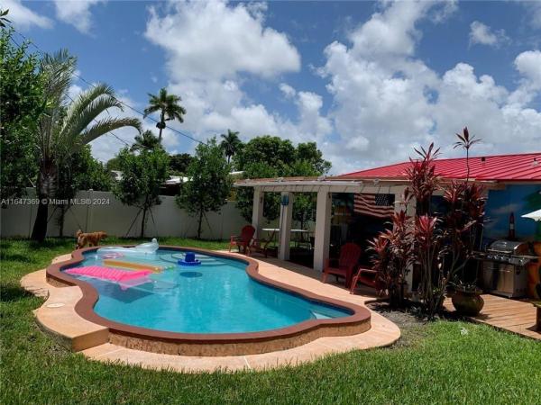 Cranston Terrace, 1815 N 27th Ave, Hollywood, Florida 33020, image 1