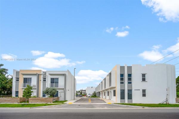 Modern At Coconut Palm, 24600 SW 129th Ave #12, Princeton, Florida 33032, image 1