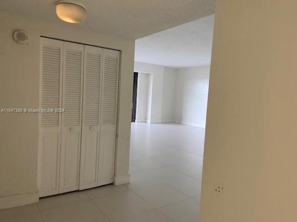 Tidemark At Key Colony, 201 Crandon Blvd #323, Key Biscayne, Florida 33149, image 1
