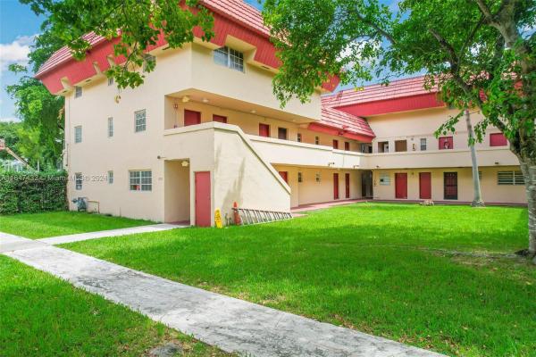 Castle, 10901 N Kendall Dr #203, Kendall, Florida 33176, image 1