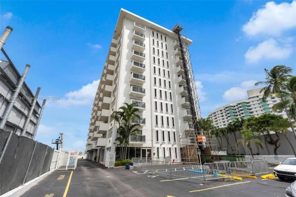 The Amethyst, 5313 Collins Ave #505, Miami Beach, Florida 33140, image 1