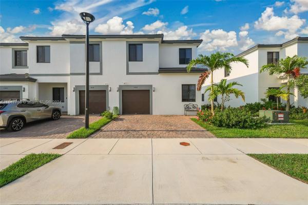 Century Gardens South, 15808 SW 136th Way #158-8, The Hammocks, Florida 33196, image 1